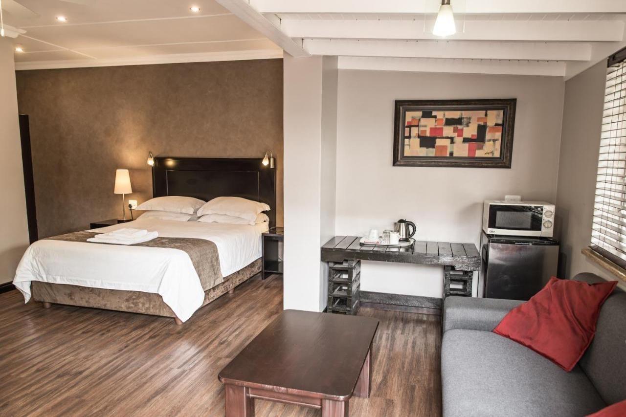 Ruth Avenue Guest House Edenvale Εξωτερικό φωτογραφία