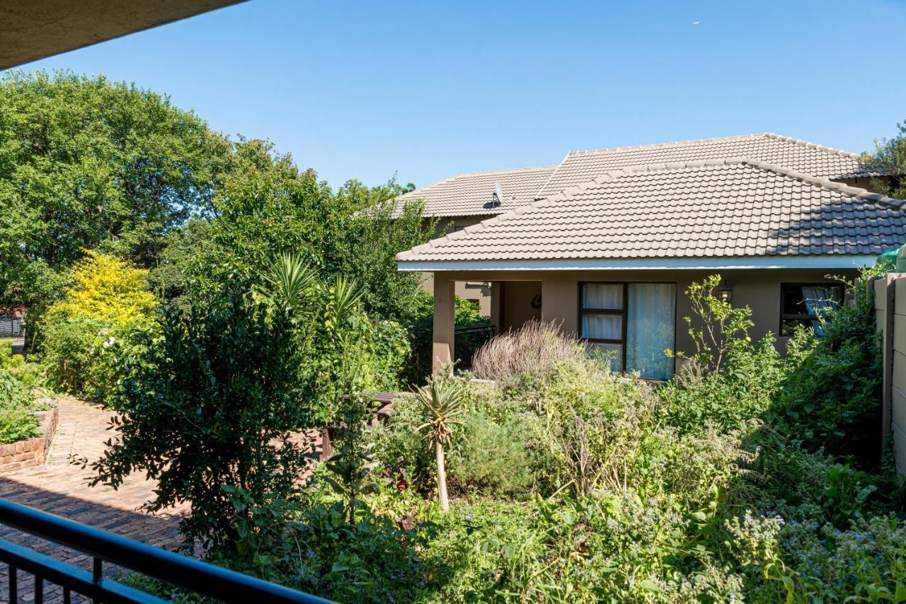 Ruth Avenue Guest House Edenvale Εξωτερικό φωτογραφία
